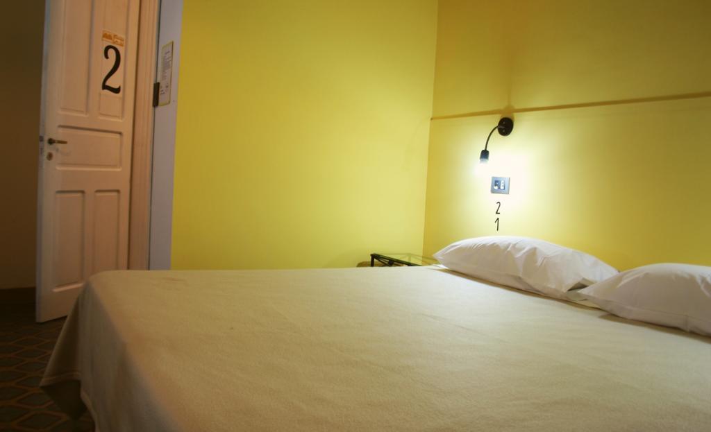 Antonieta Hostel San Rafael  Bilik gambar