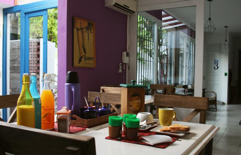 Antonieta Hostel San Rafael  Luaran gambar